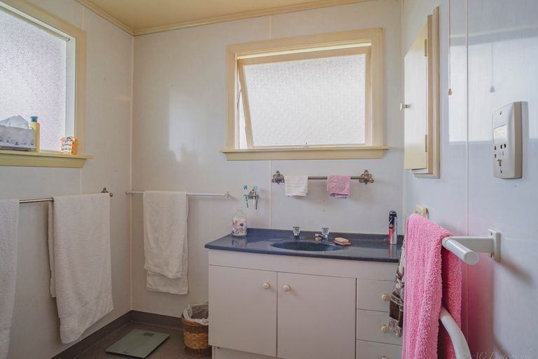 Photo of property in 61 The Avenue, Pareora, 7912