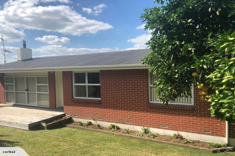 Photo of property in 1 Bear Street, Tirau, 3410