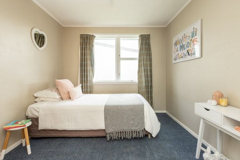 Photo of property in 47 Lichfield Crescent, Tamatea, Napier, 4112