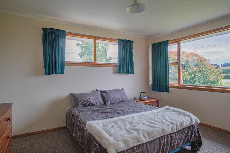 Photo of property in 61 The Avenue, Pareora, 7912