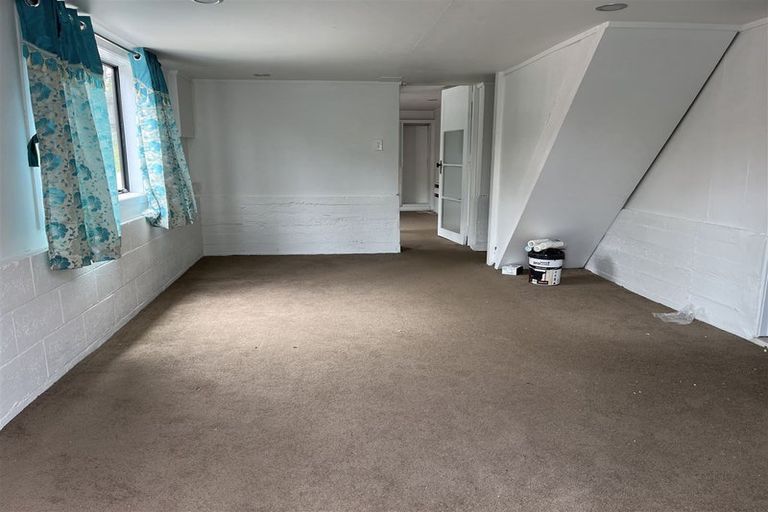 Photo of property in 54 Glen Road, Ranui, Auckland, 0612