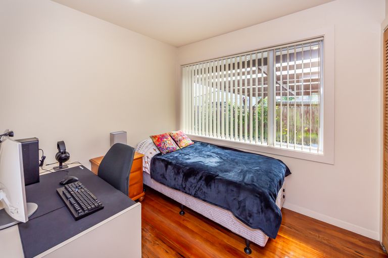 Photo of property in 52 Gould Crescent, Woolston, Christchurch, 8023