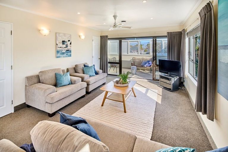 Photo of property in 2/3 Mahoe, Hutt Central, Lower Hutt, 5010