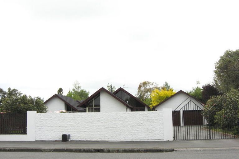 Photo of property in 100 White Street, Rangiora, 7400