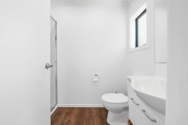 Photo of property in 2/10 Keitha Place, Glenview, Hamilton, 3206