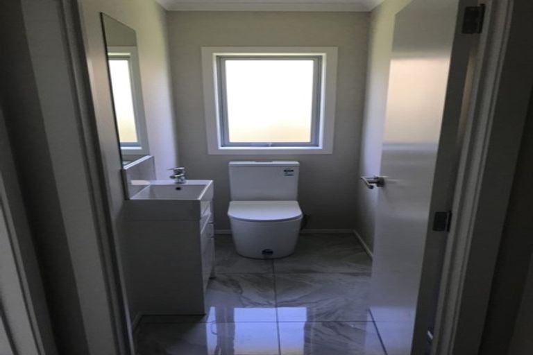 Photo of property in 21 Miharo Crescent, Flagstaff, Hamilton, 3210