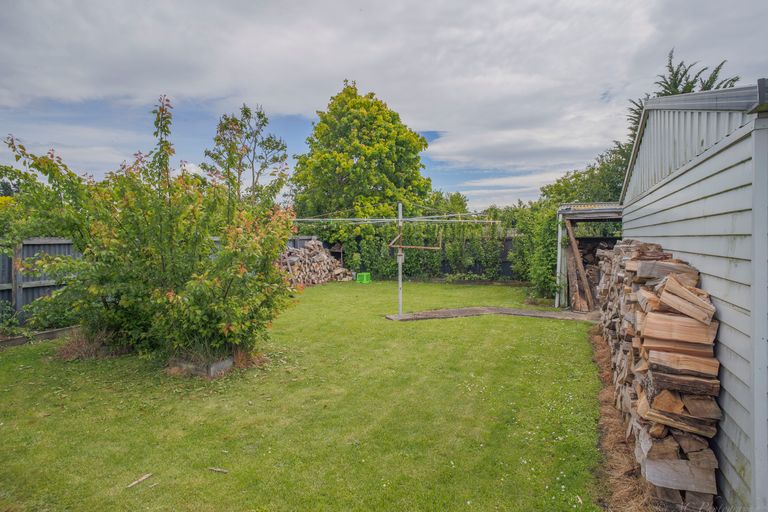 Photo of property in 61 The Avenue, Pareora, 7912