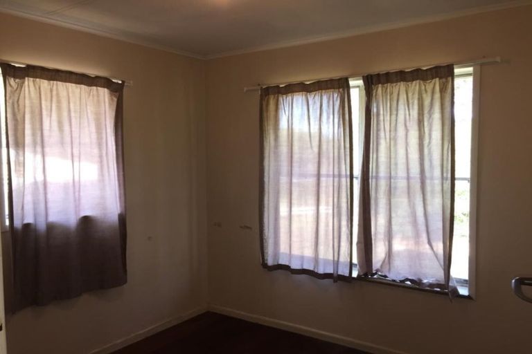 Photo of property in 5 Bernard Street, Papatoetoe, Auckland, 2025