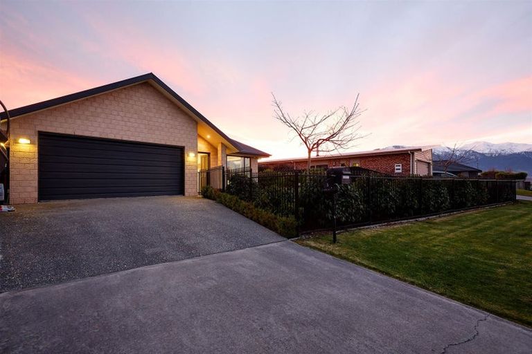 Photo of property in 3 Tauhou Place, Kaikoura, 7300