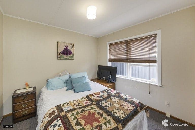 Photo of property in 34 Apollo Parade, Milson, Palmerston North, 4414