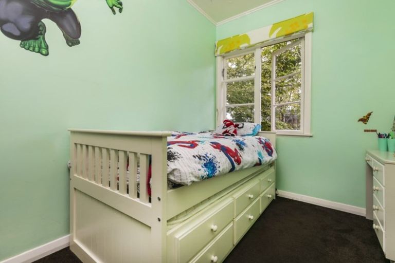 Photo of property in 1/235 Lake Road, Belmont, Auckland, 0622