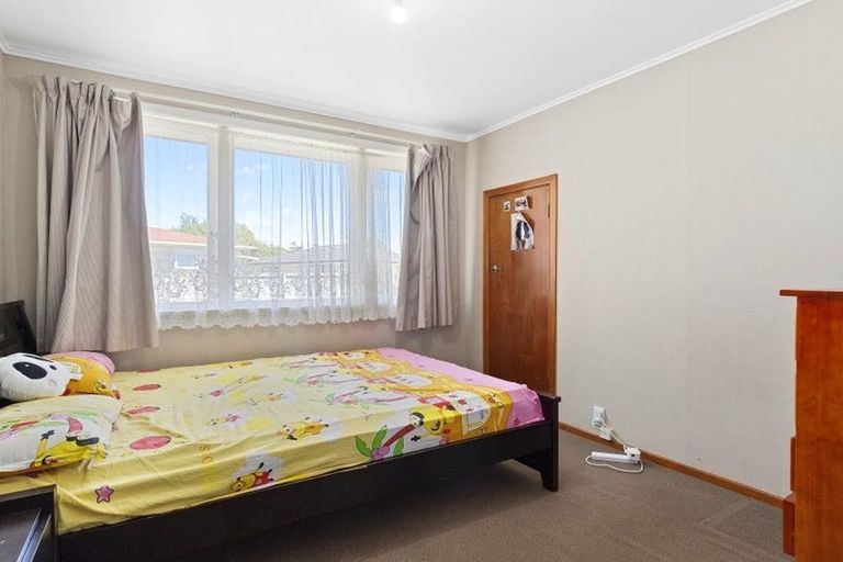 Photo of property in 4 Liston Crescent, Hillcrest, Hamilton, 3216