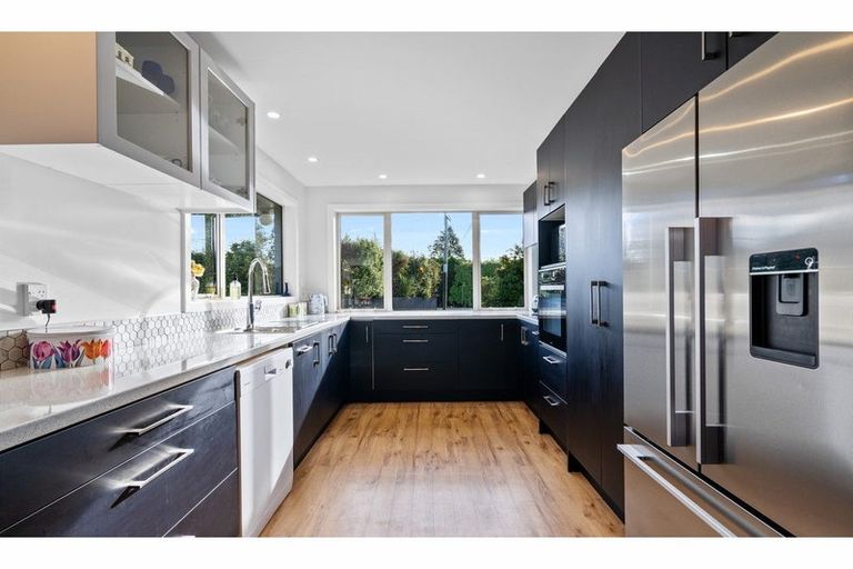 Photo of property in 165 Dunns Road, Otatara, Invercargill, 9879