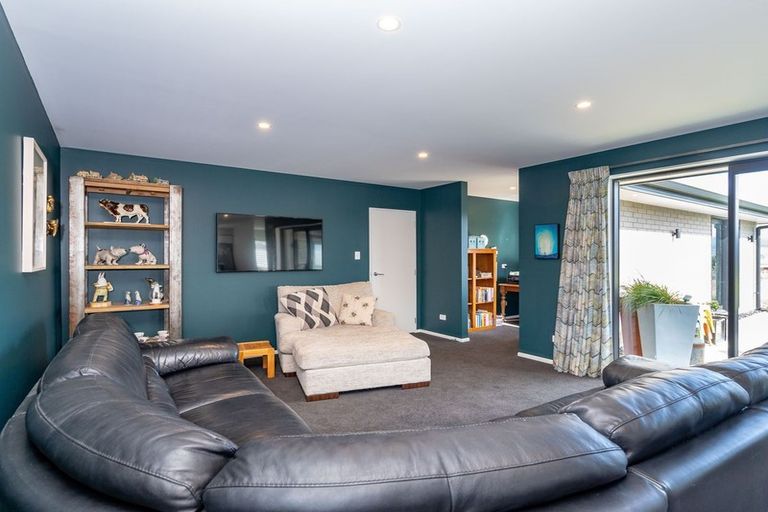 Photo of property in 20 Mallard Drive, Waihola, Outram, 9073