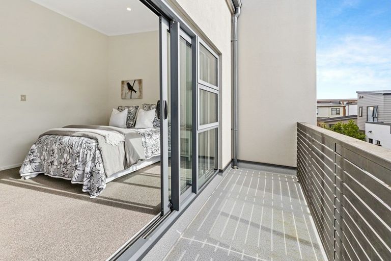 Photo of property in 176 Hobsonville Point Road, Hobsonville, Auckland, 0616