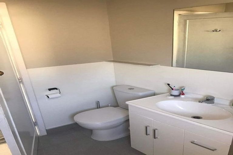 Photo of property in 1/67 Geraldine Street, Edgeware, Christchurch, 8013