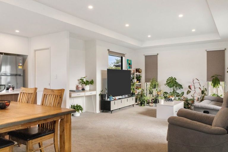 Photo of property in 22 Myrtle Road, Wigram, Christchurch, 8025