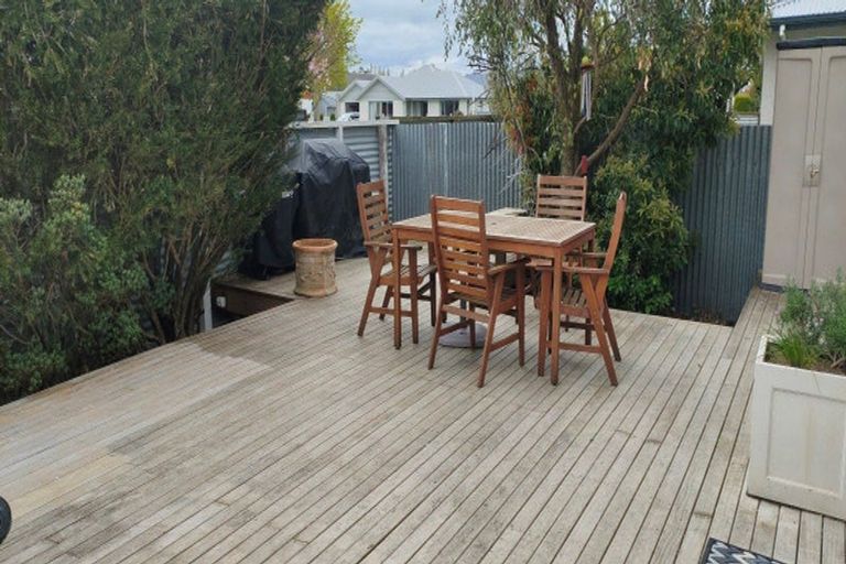 Photo of property in 15 Queen Street, Winton, 9720