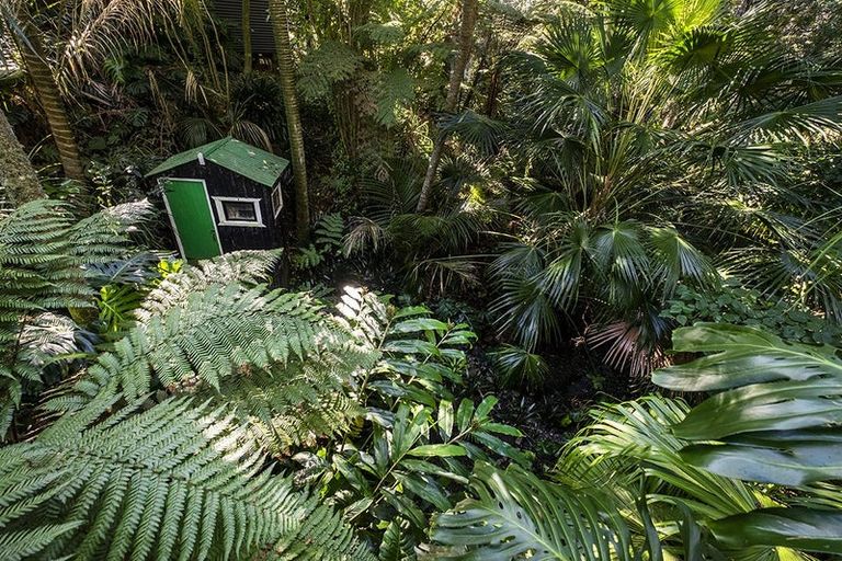 Photo of property in 155 Hinemoa Street, Birkenhead, Auckland, 0626