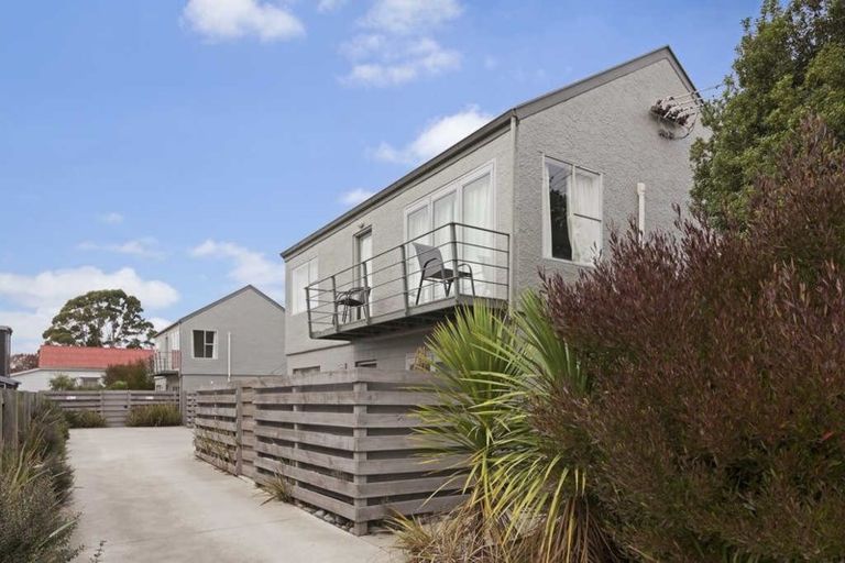 Photo of property in 1/262 Stanmore Road, Richmond, Christchurch, 8013