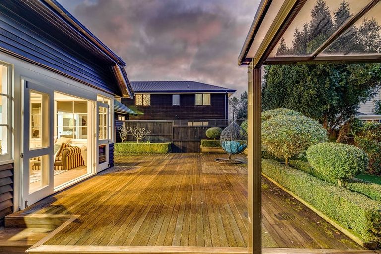 Photo of property in 40 Newnham Terrace, Upper Riccarton, Christchurch, 8041