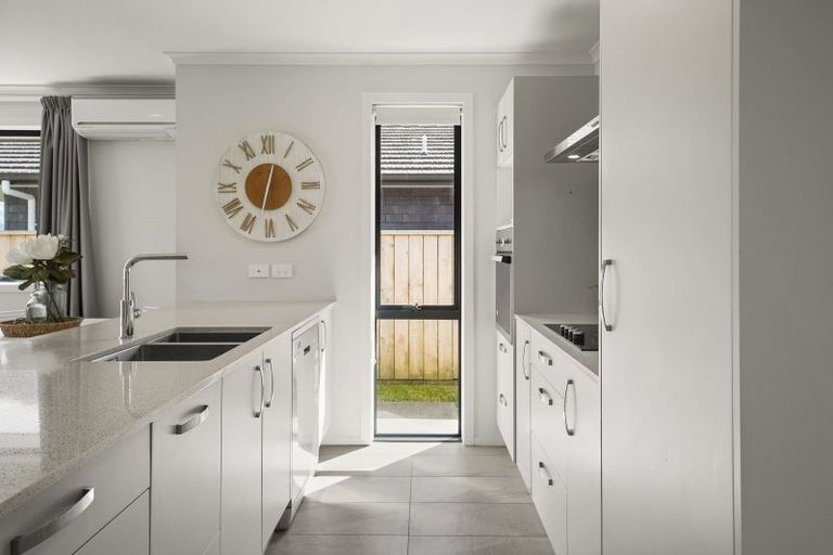 Photo of property in 26 Richardson Road, Omokoroa, 3114