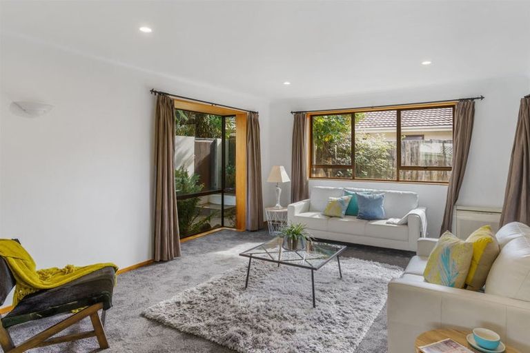 Photo of property in 2/2 Colenso Street, Sumner, Christchurch, 8081