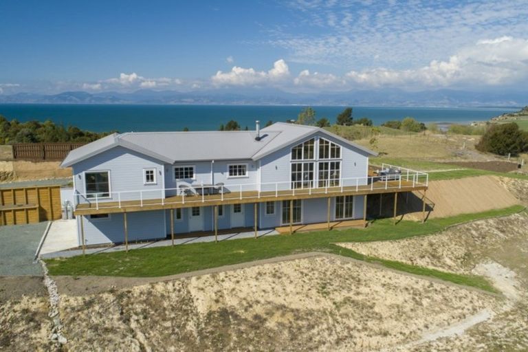 Photo of property in 22c Brooks View Heights, Tasman, Upper Moutere, 7173