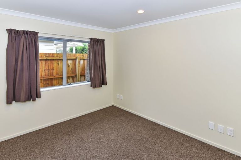 Photo of property in 51 Kelvin Road, Papakura, 2110