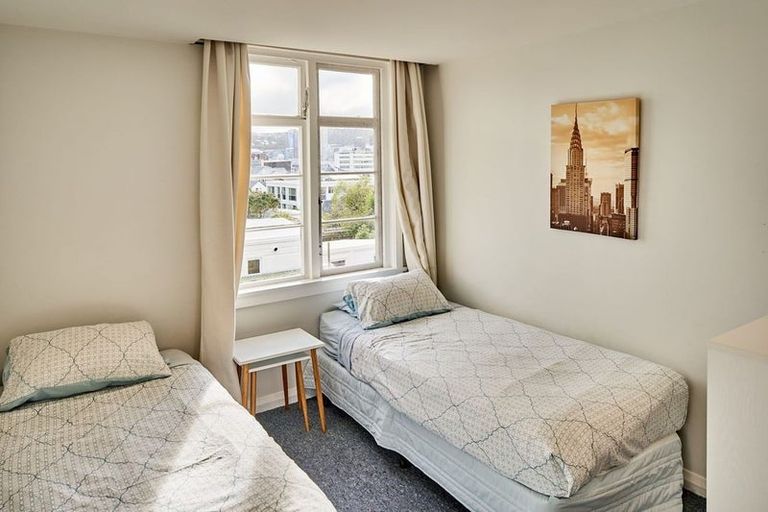 Photo of property in 75a Pirie Street, Mount Victoria, Wellington, 6011