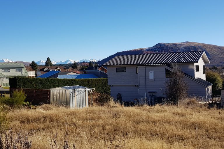 Photo of property in 24 Hamilton Drive, Lake Tekapo, 7999