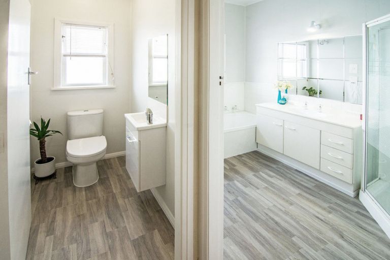 Photo of property in 77 High Street, Island Bay, Wellington, 6023