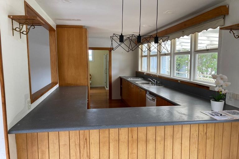 Photo of property in 22 Royston Street, Rosehill, Papakura, 2113