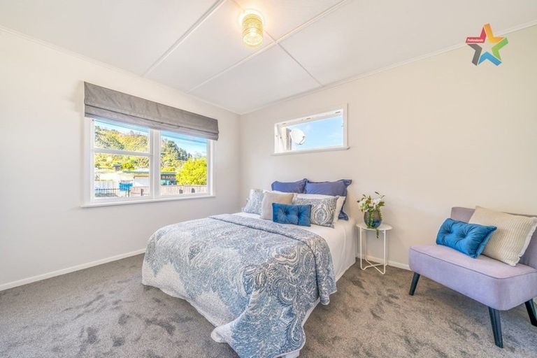 Photo of property in 7 Ruthven Road, Wainuiomata, Lower Hutt, 5014