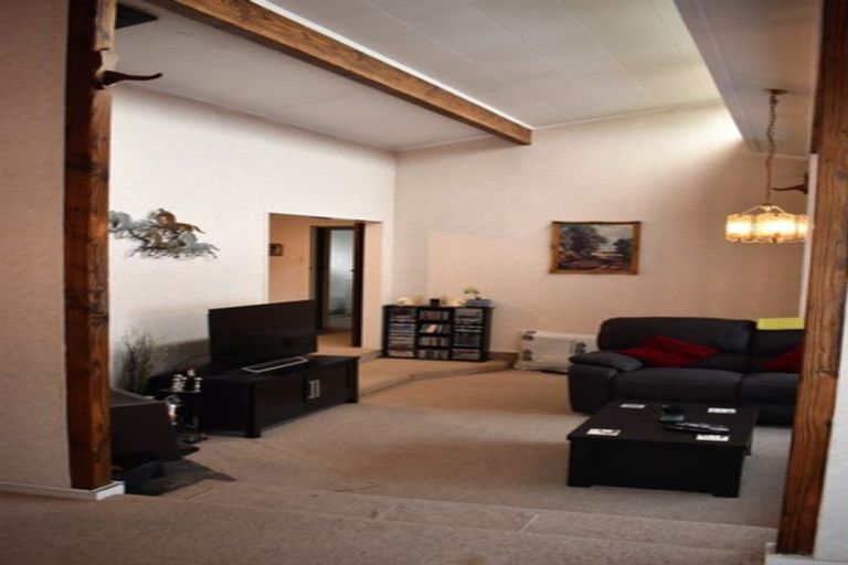 Photo of property in 3 Gabriel Street, Raumati Beach, Paraparaumu, 5032