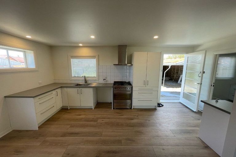 Photo of property in 3 Pembroke Road, Stratford, 4332