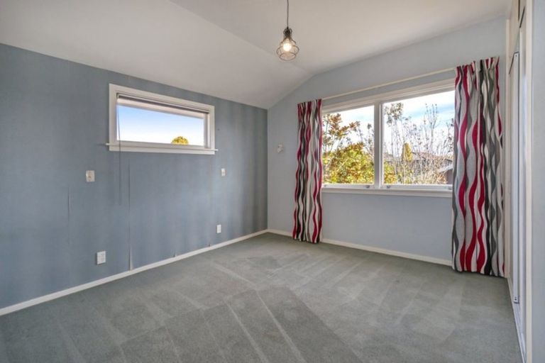 Photo of property in 24 Rutherglen Avenue, Ilam, Christchurch, 8041