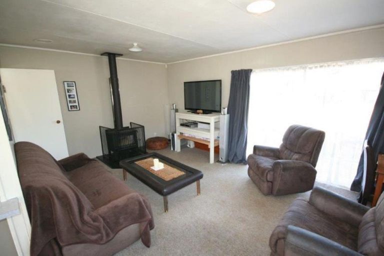 Photo of property in 15 Sunline Place, Ngongotaha, Rotorua, 3010