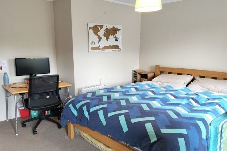 Photo of property in 72 Cunliffe Street, Churton Park, Wellington, 6037