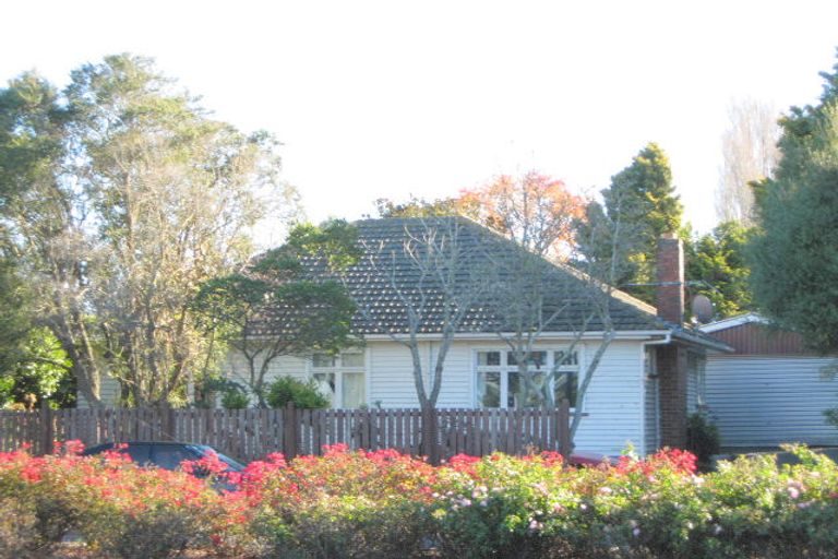 Photo of property in 885 Main North Road, Belfast, Christchurch, 8051