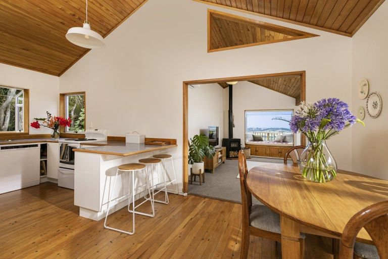 Photo of property in 3 West Road, Kaukapakapa, 0873