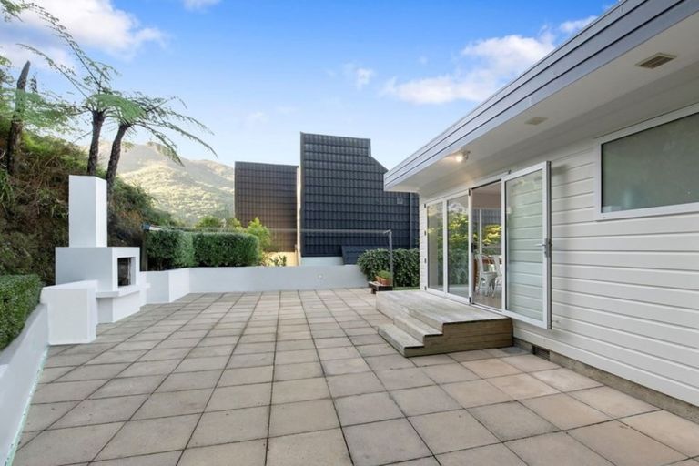 Photo of property in 14 Govind Grove, Ngaio, Wellington, 6035