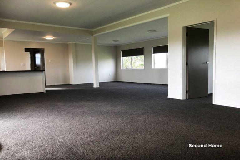 Photo of property in 1218 State Highway 16, Waimauku, 0883