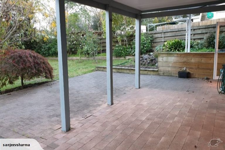 Photo of property in 48 Lynden Avenue, Hillcrest, Auckland, 0627