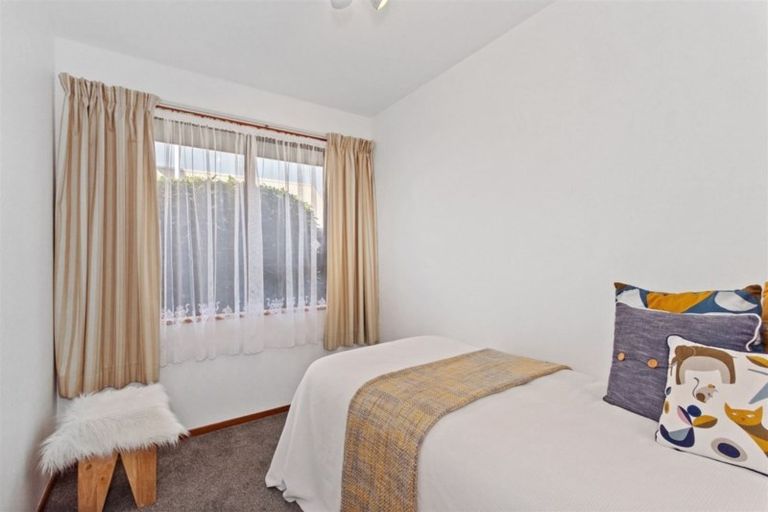 Photo of property in 3 Tivoli Place, Bishopdale, Christchurch, 8053