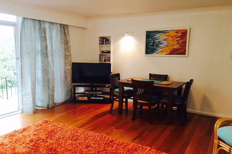 Photo of property in 3/449 Beach Road, Mairangi Bay, Auckland, 0630