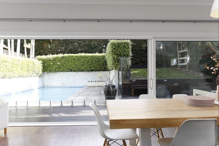 Photo of property in 24 Richmond Avenue, Northcote Point, Auckland, 0627