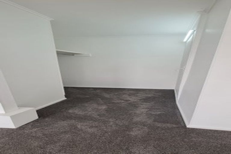 Photo of property in 44 Exmouth Road, Northcote, Auckland, 0627