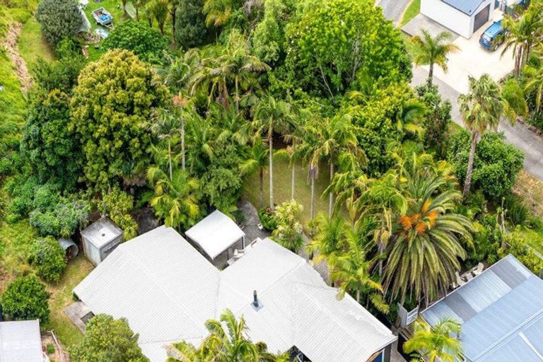 Photo of property in 28 Florance Avenue, Russell, 0202