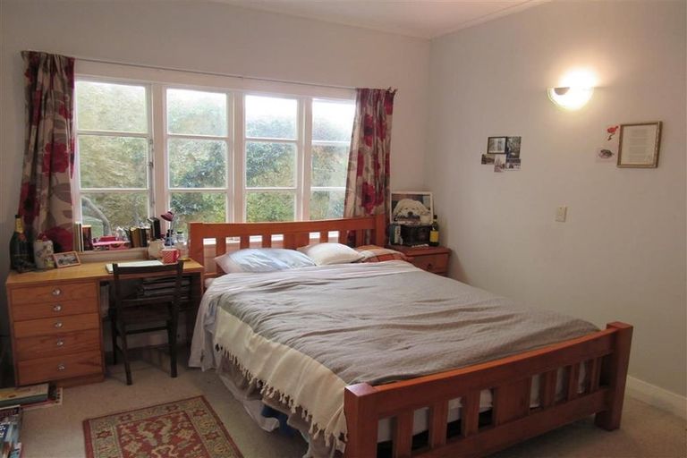 Photo of property in 7 Saint Michaels Crescent, Kelburn, Wellington, 6012